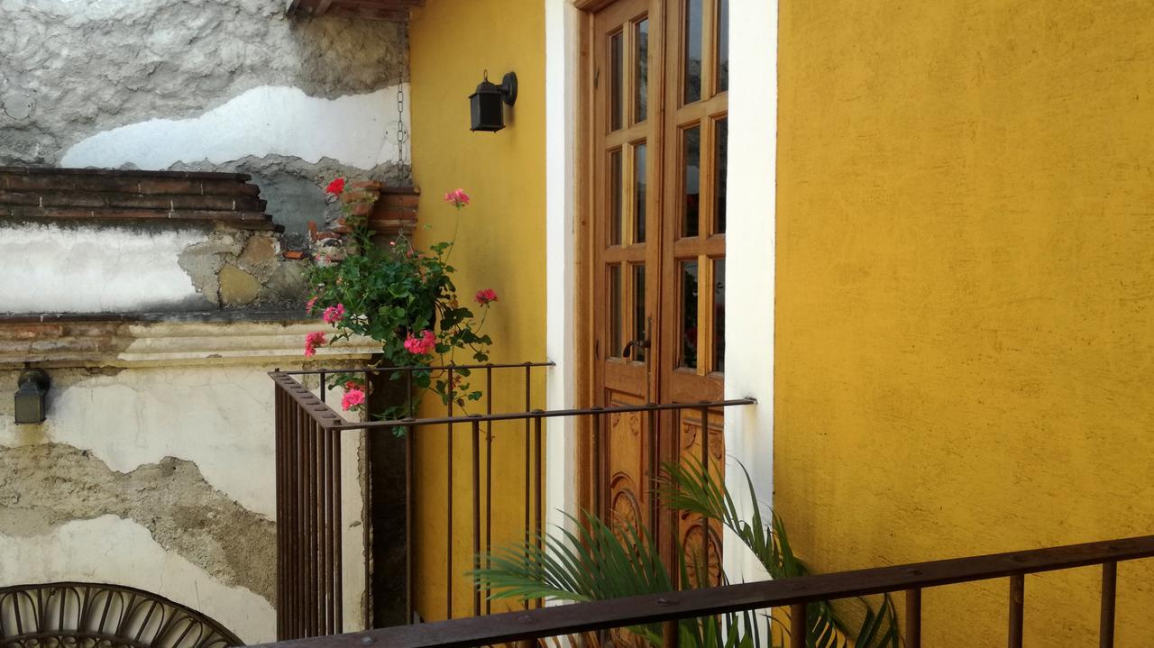 Hotel Candelaria Antigua Exterior photo