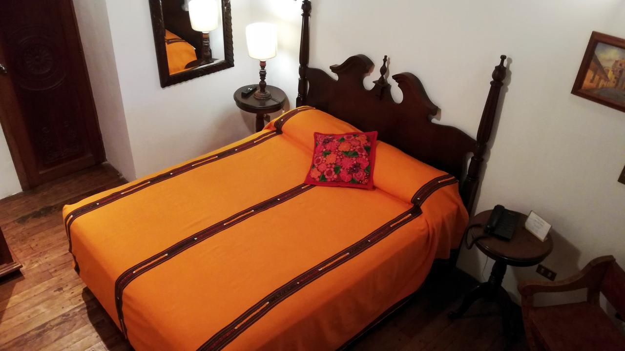 Hotel Candelaria Antigua Exterior photo