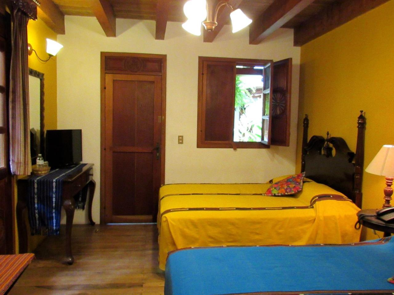 Hotel Candelaria Antigua Exterior photo
