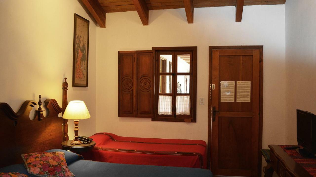 Hotel Candelaria Antigua Exterior photo